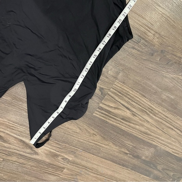 Everlane ReNew Black Swimsuit - Picture 3 of 6